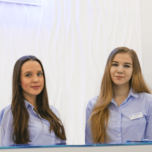 Имплантация зубов недорого с гарантией, цена в Москве в "Профидент" на установку зубных имплантов 1
