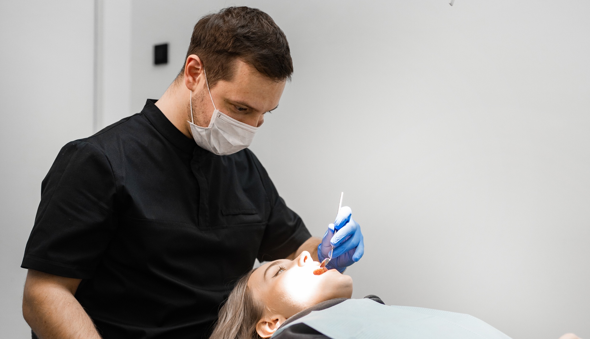 Имплантация зубов Имплантация зубов