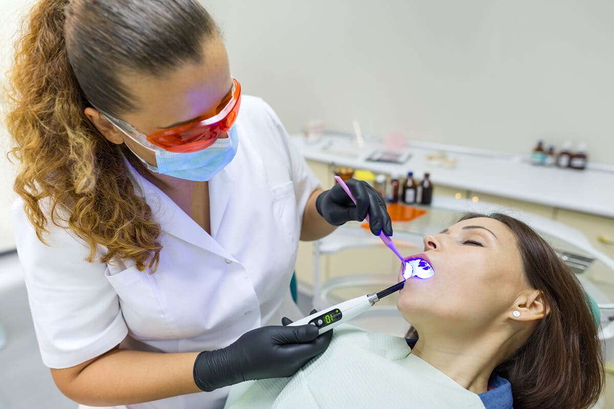 Можно ли лечить зубы во время месячных 2